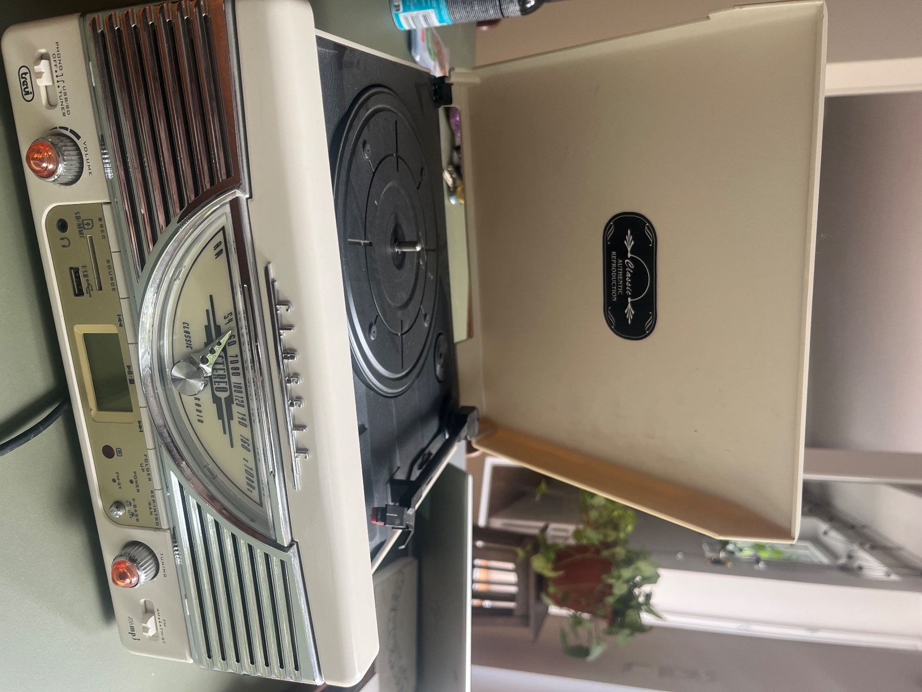 Plattenspieler: Plattenspieler – Gebraucht aus Luzern von sha_8tq8