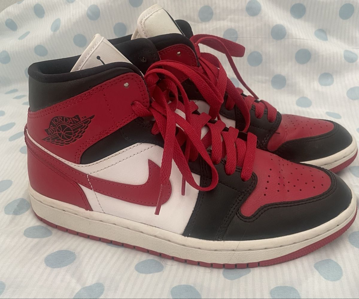 Nike Herrenschuhe: Jordan 1 Mid rot – Gebraucht aus Wohlenschwil von chi_k9ds 2