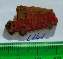 1 Feuerwehr Auto Pin (L141)