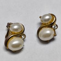 Vintage Ohrclips goldfarben mit Perlenimitat & Strass #C1