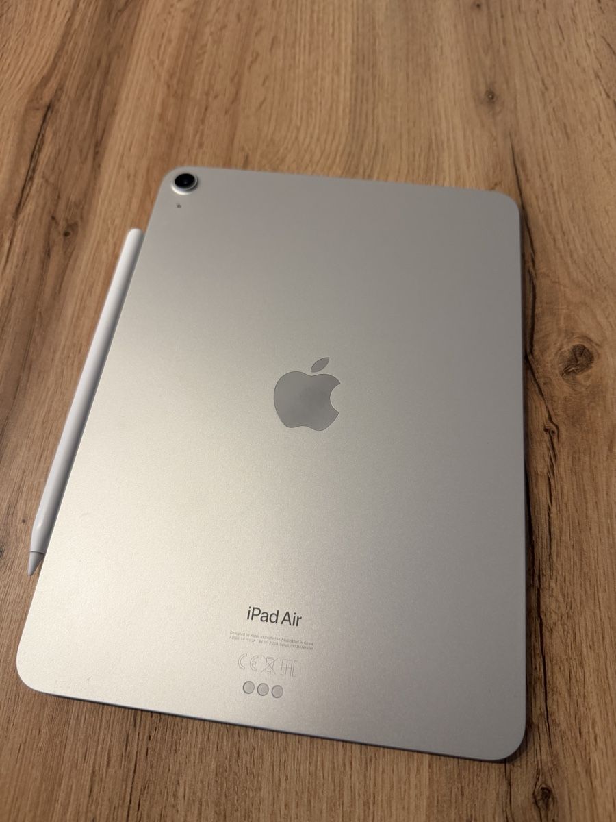 Apple Tablettes PC: IPad Air Gen 5 – Neuf (Voir description) à Sursee par ela_7vwg