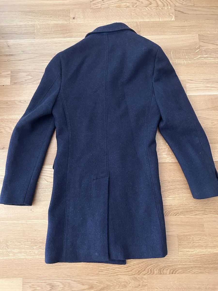 Massimo Dutti Manteaux: Massimo Dutti Coat Navy Blue Wool Blend Limited Edition  – D'occasion à Morges par ala_j6mq 2