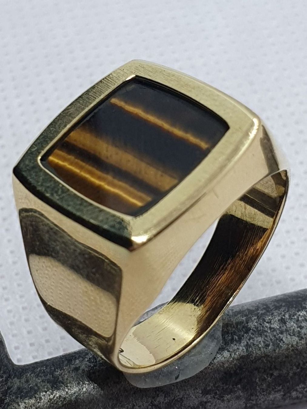 Ringe: Herrenring 750 Gold mit Tigerauge – Neu (gemäss Beschreibung) aus Unterägeri von Altgoldschmuck 1