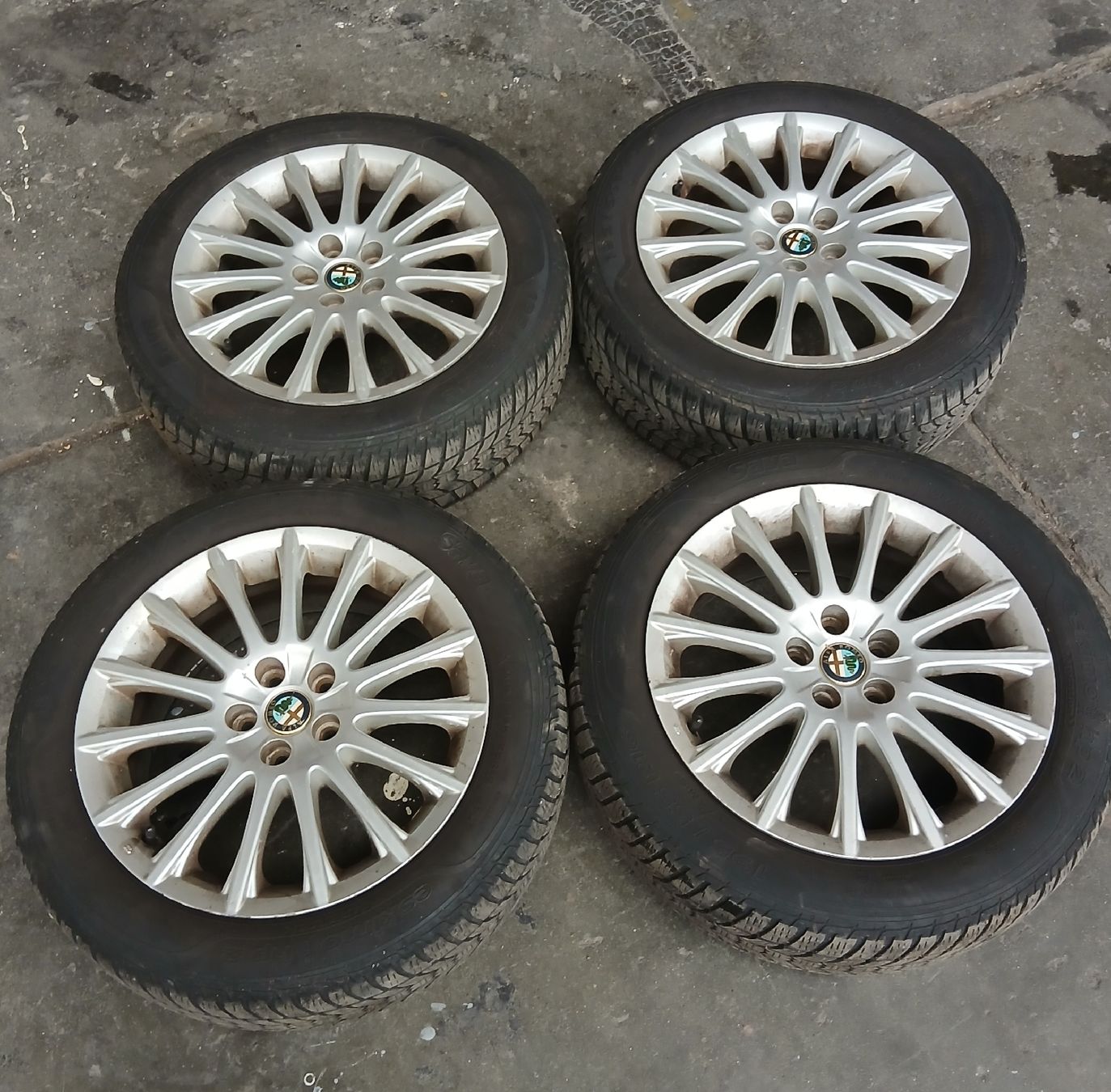 Pneumatici & Ruote complete: Roues Alfa Romeo 147  – Usato da la heutte venduto da Auto-stock