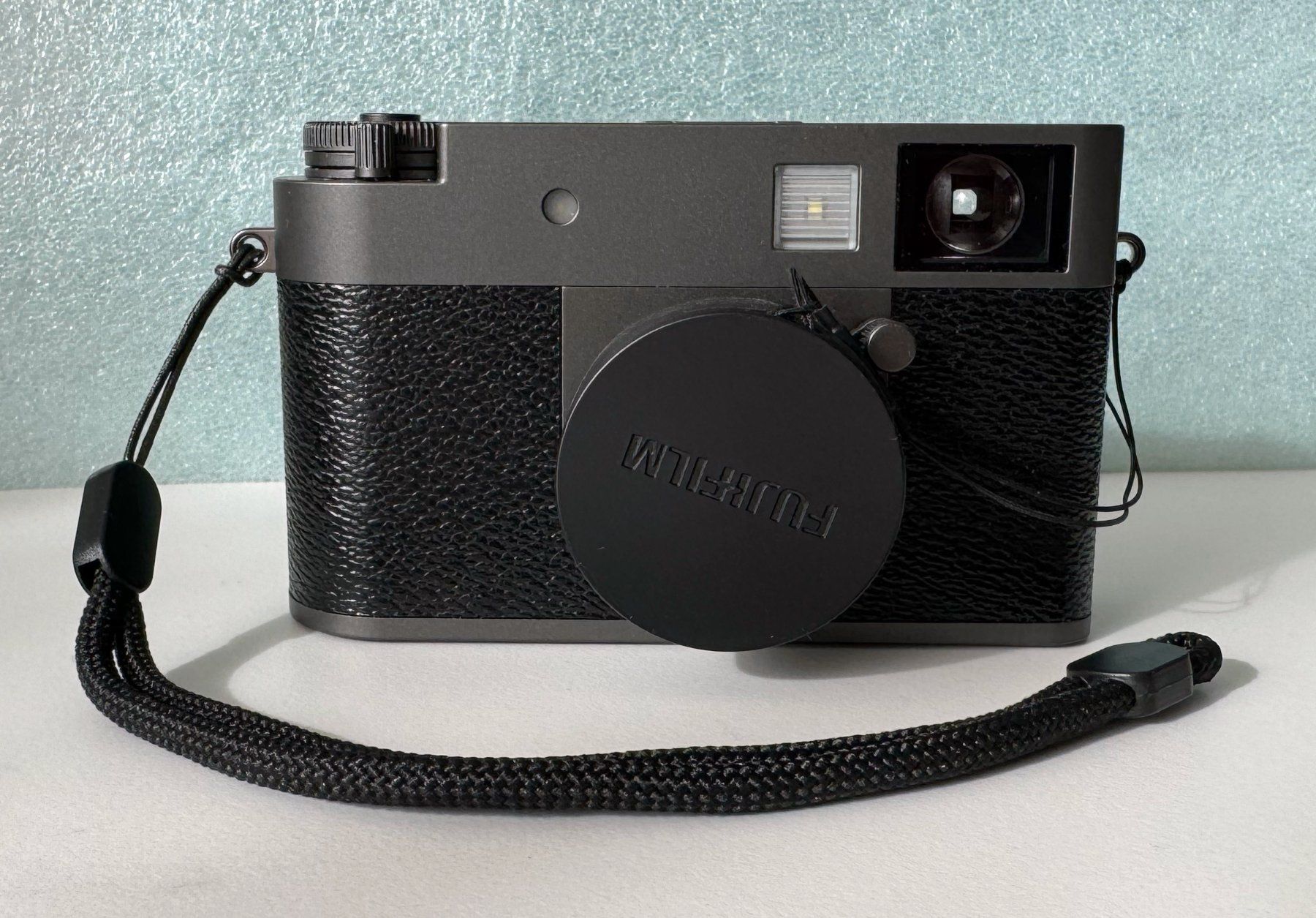 Fujifilm Fotocamera: Fujifilm X Half Charcoal Silver Anthracite, open box – Nuovo e nell'imballaggio originale da Luzern venduto da good.dog 1