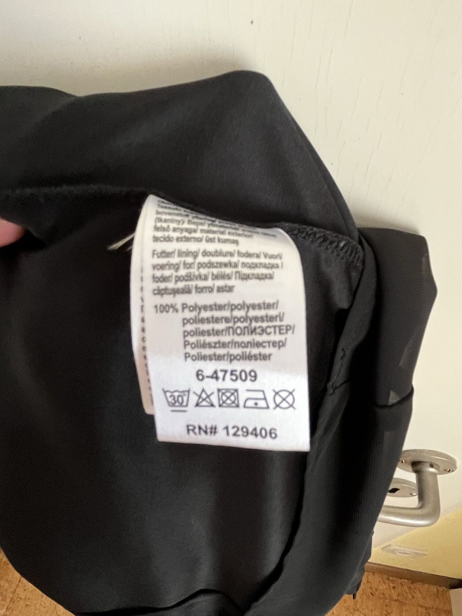 Vestiti: Schwarzes Volant-Kleid Grösse S – Usato da Teufenthal AG venduto da Nanahu 3