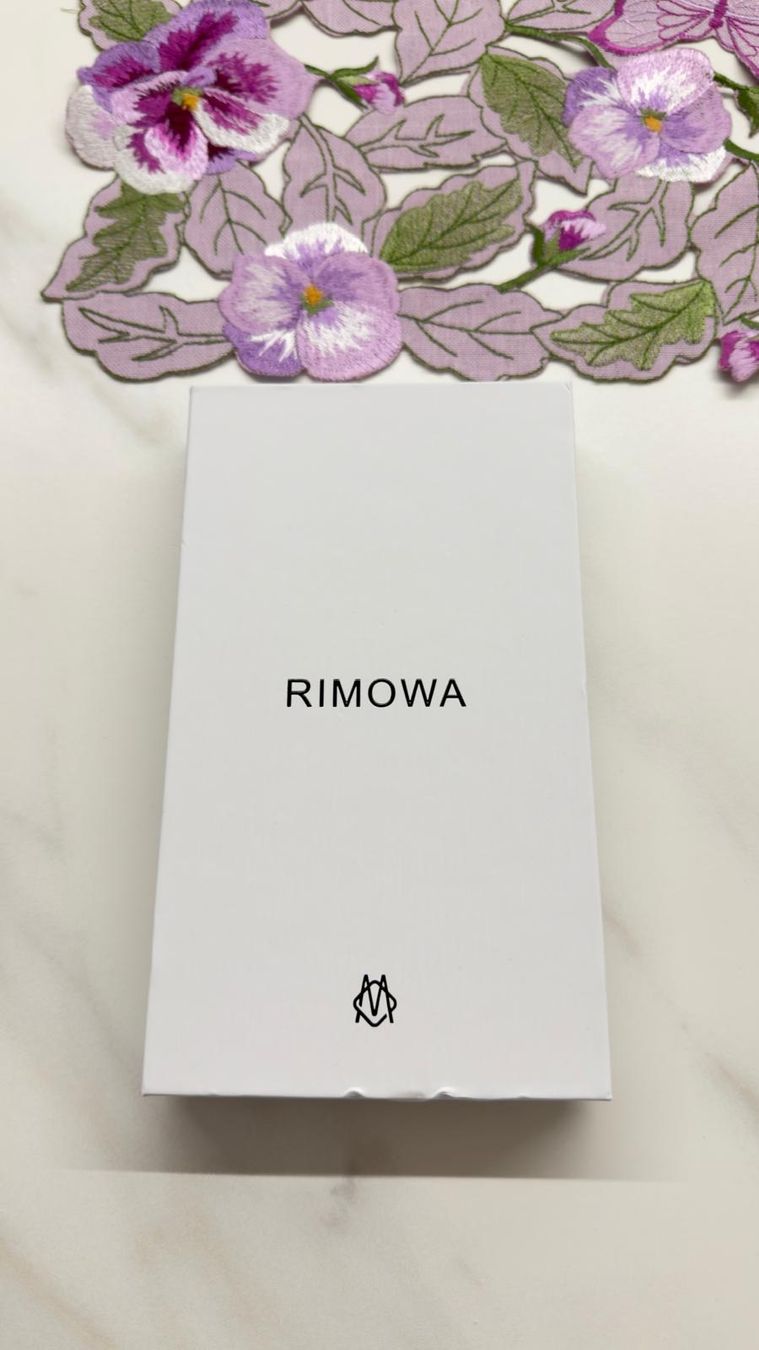 Cover & Protezioni schermo: RIMOWA Style iPhone 17 Pro Max Hülle - Neu – Nuovo e nell'imballaggio originale da Emmenbrücke venduto da igo_9ml2 8