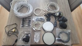 Diverse Antennenkabel, verschiedene Ladegeräte, Mäuse, etc.
