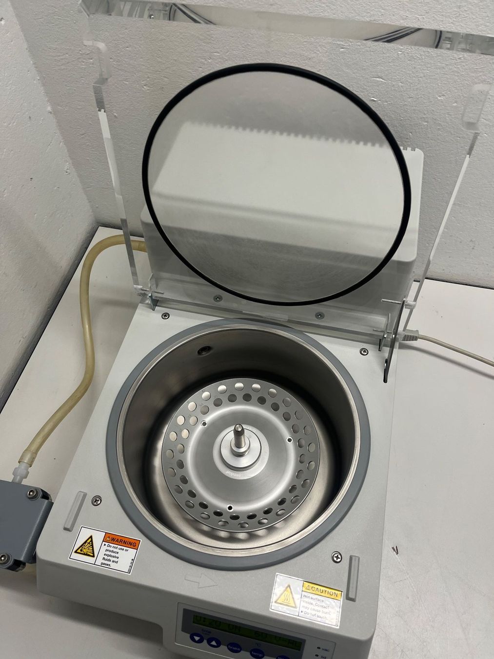 Laborzubehör: Eppendorf Concentrator Plus – Gebraucht aus Niederdorf von LeptonAG_Labor 6