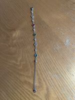 NEU silberfarbenes Armband mit bunten Steinen, versilbert