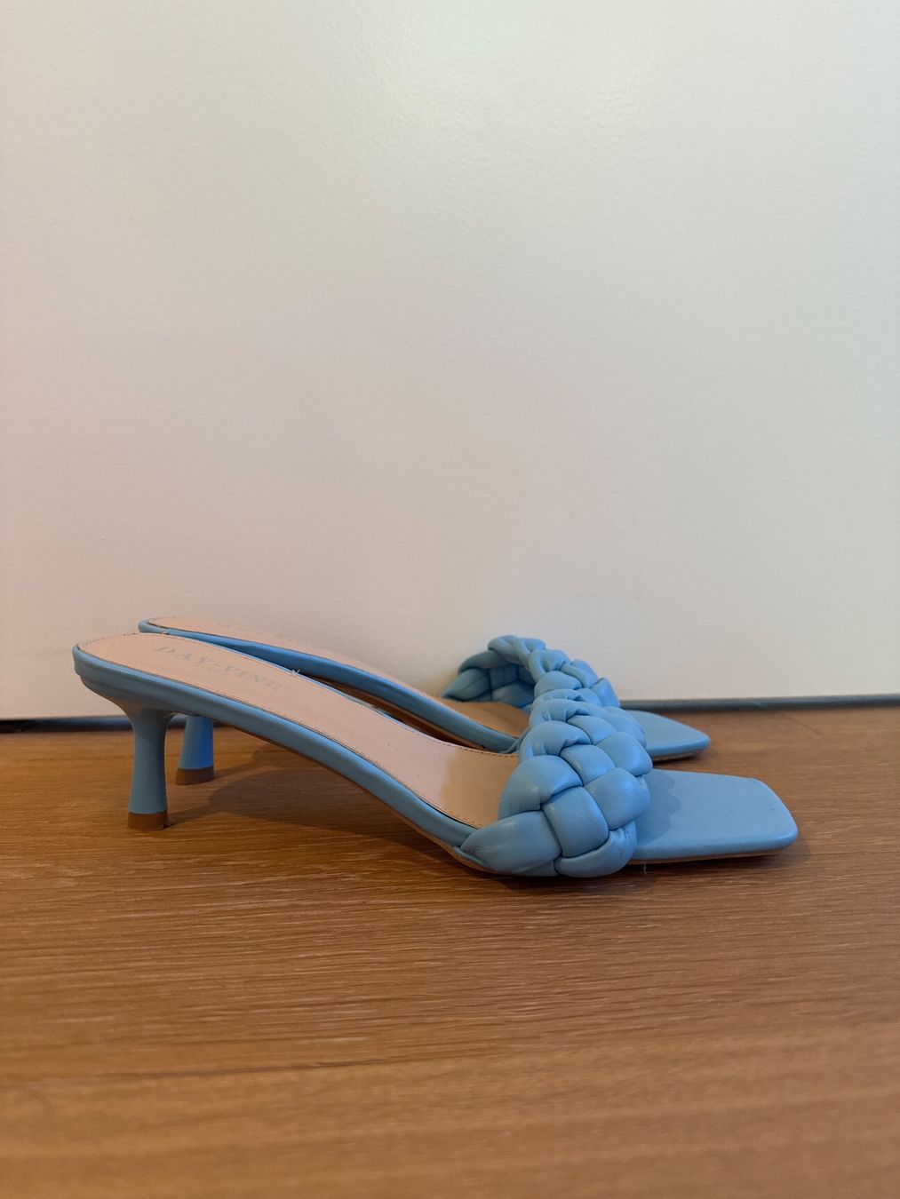 Scarpe da donna: Sandalen hellblau - Day Vine – Usato da Nürensdorf venduto da Marylane