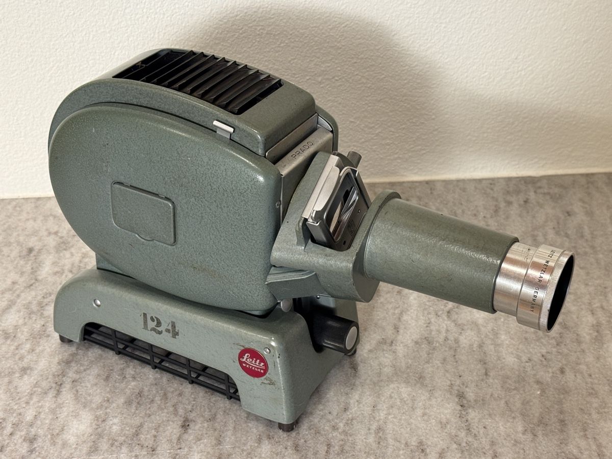 Leica Proiettori: Dia Projektor ex Swiss Army – Usato da Burgdorf venduto da Jvan07