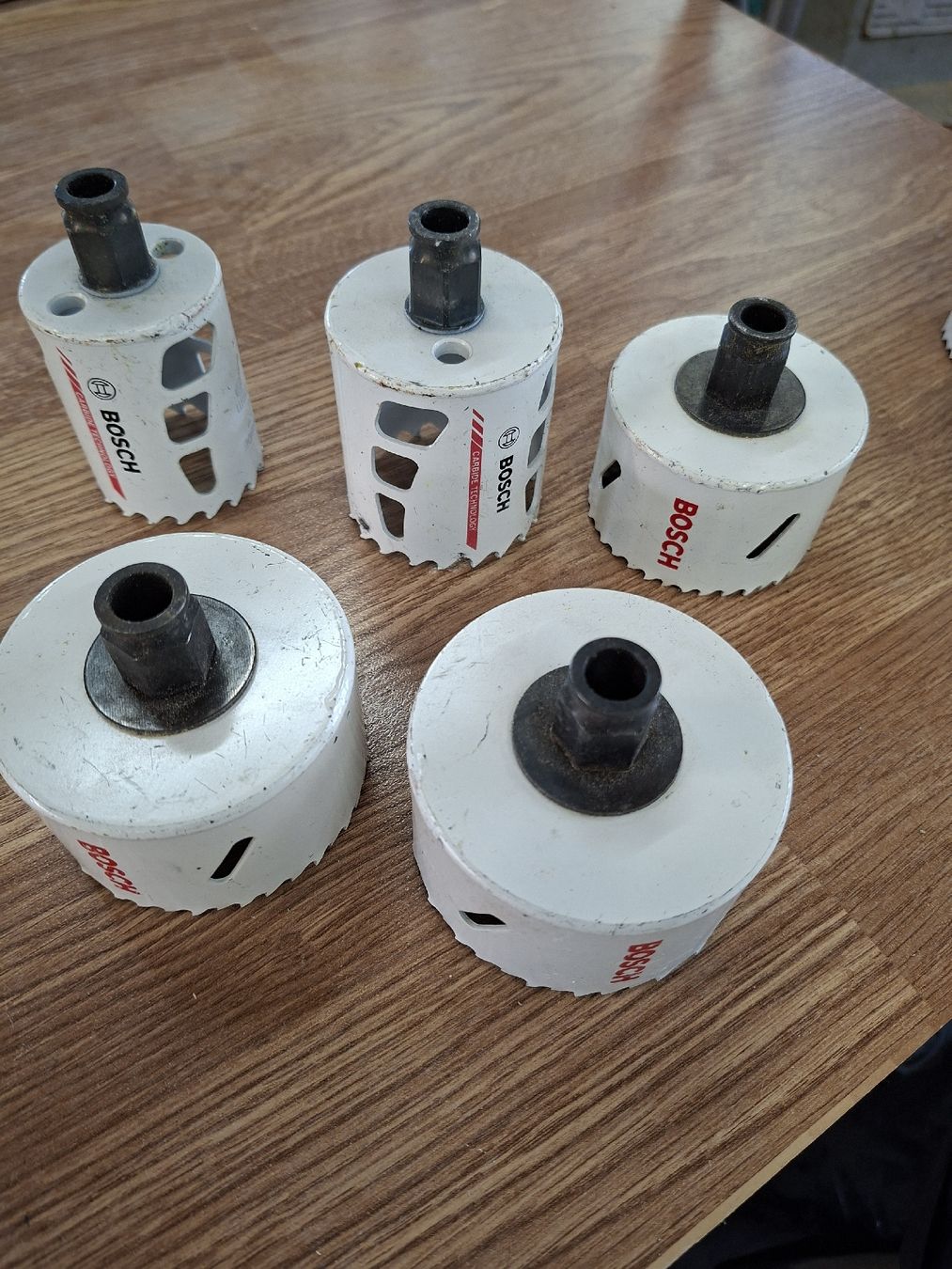 Bosch Alle Werkzeuge: BOSCH Lochsaegen Set 5Stk Gebraucht – Gebraucht aus Oberhasli von Cortina