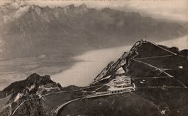 Rochers de Naye 2045 m. Alpes de Savoie et Lac Léman