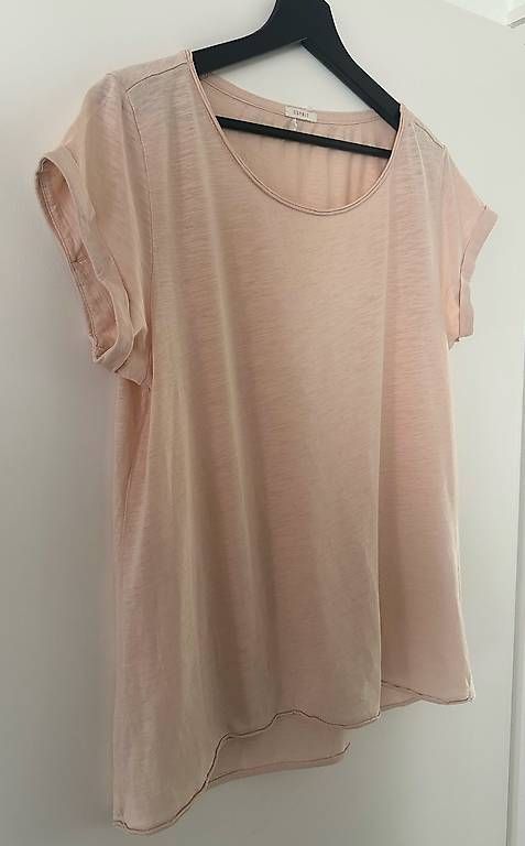 Esprit T-Shirts: ESPRIT T-Shirt. Gr. 42 – Gebraucht aus Flawil von mar_9chb 1