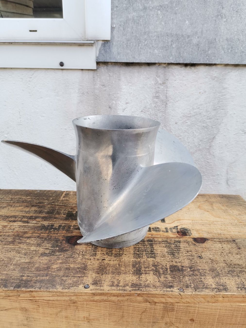 Skulpturen & Statuen: Schiffschraube, Schiffsschraube, Industriedesign, Aluplastik – Gebraucht aus Wiedlisbach von materialkreislauf 7