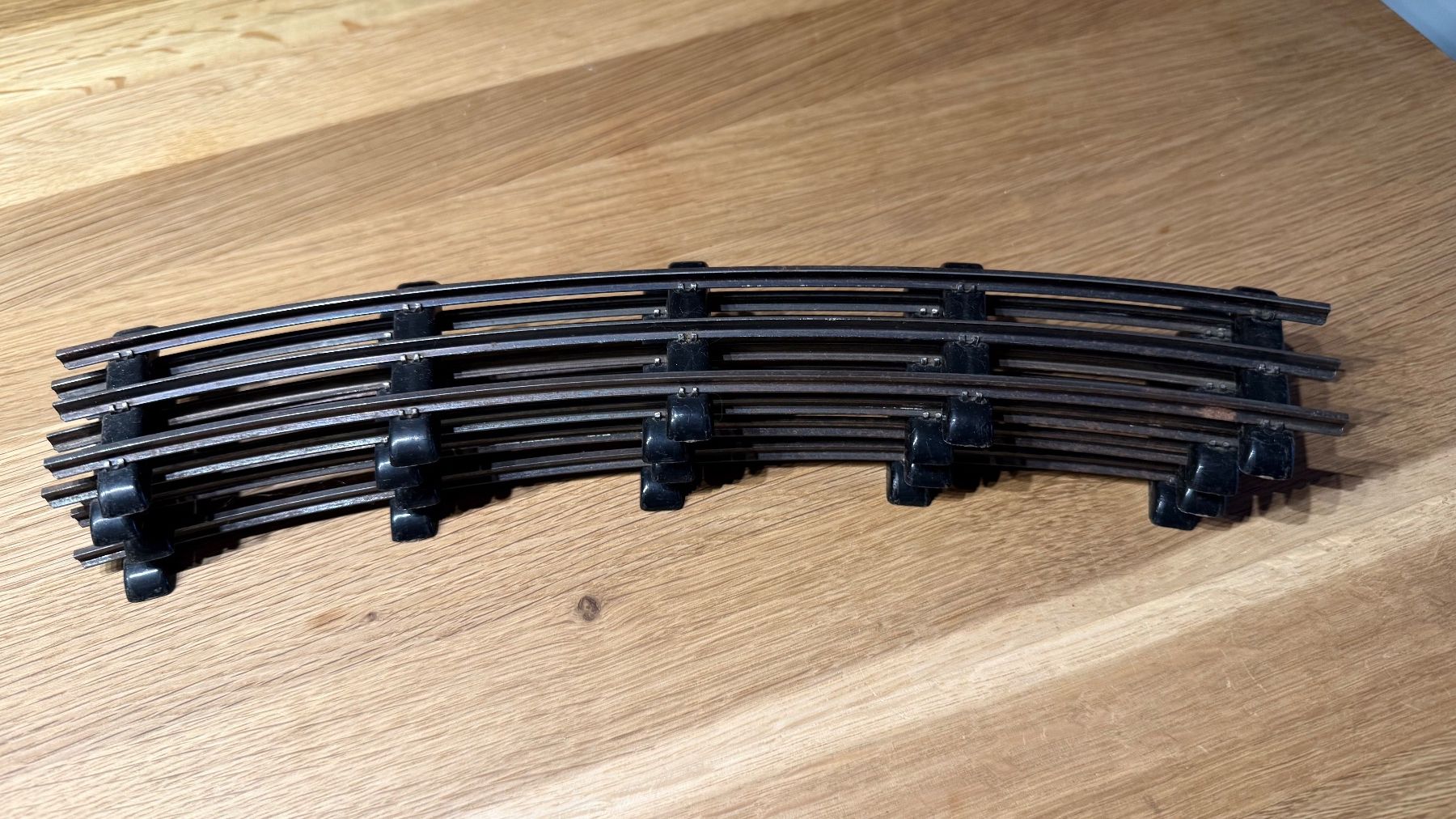 Modellini di ferrovie: HAG Spur 0, 5 Kurven – Usato da Münsingen venduto da Sim2977