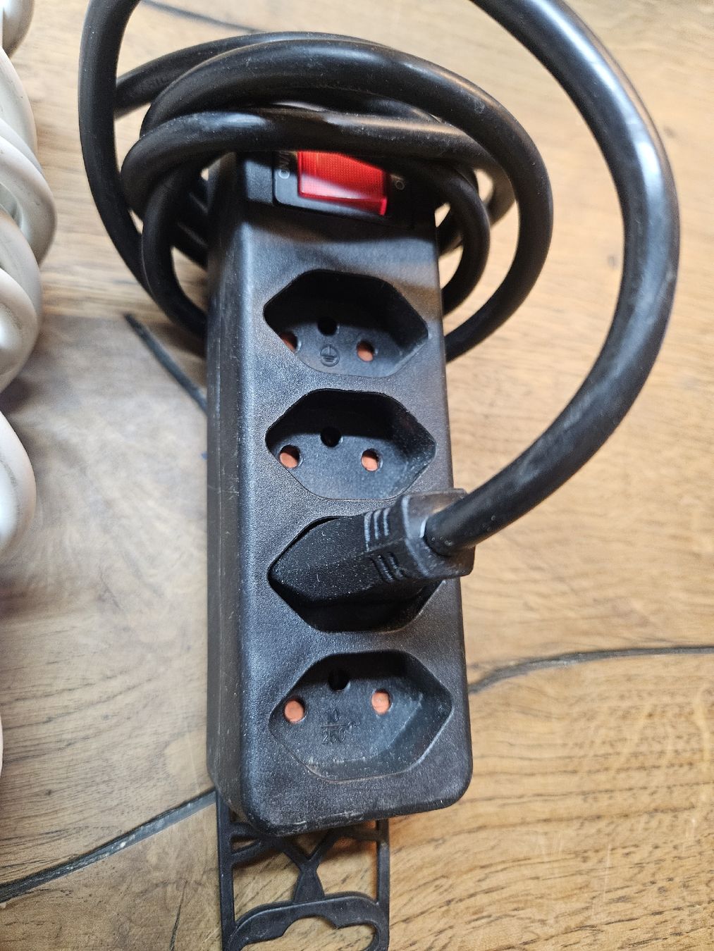 Stecker: 3 Steckerleisten (D1) – Gebraucht aus Rorschach von TimelessTrading 1