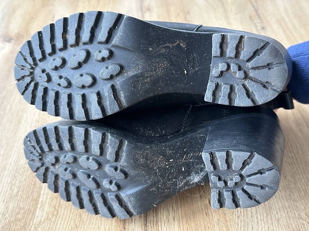 Scarpe da donna: S. Oliver / Schwarze Leder-Stiefeletten / Gr. 40 – Usato da Seuzach venduto da mar_5mtf 4