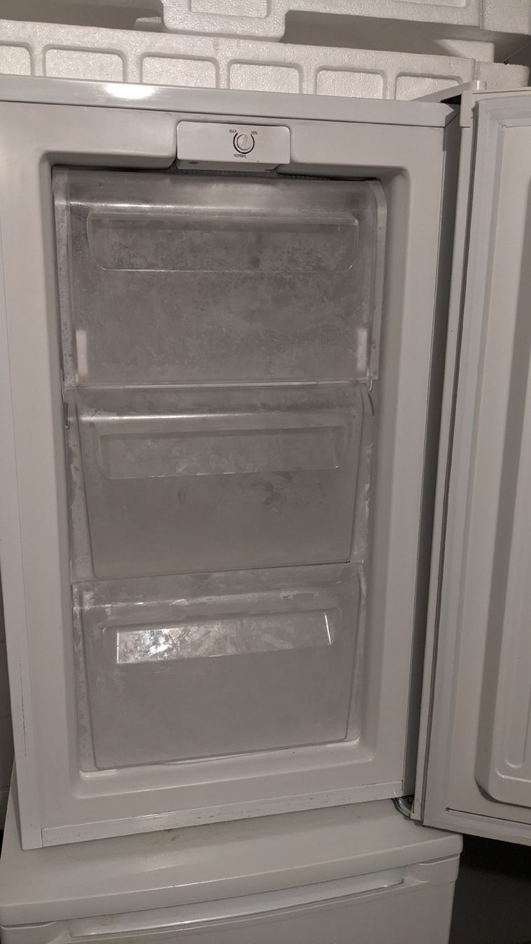 Congelatori: Gefrierschrank PremioTec weiss – Usato da Romanshorn venduto da chaanem 1