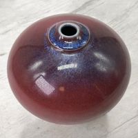 Superbe vase en céramique d'art émaillée. Signé