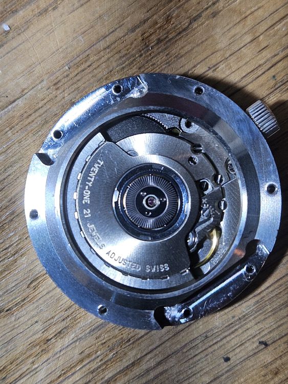 Milus Automatic Herrenuhr 35mm (Gebraucht) in Flamatt für CHF 2 – mit ...