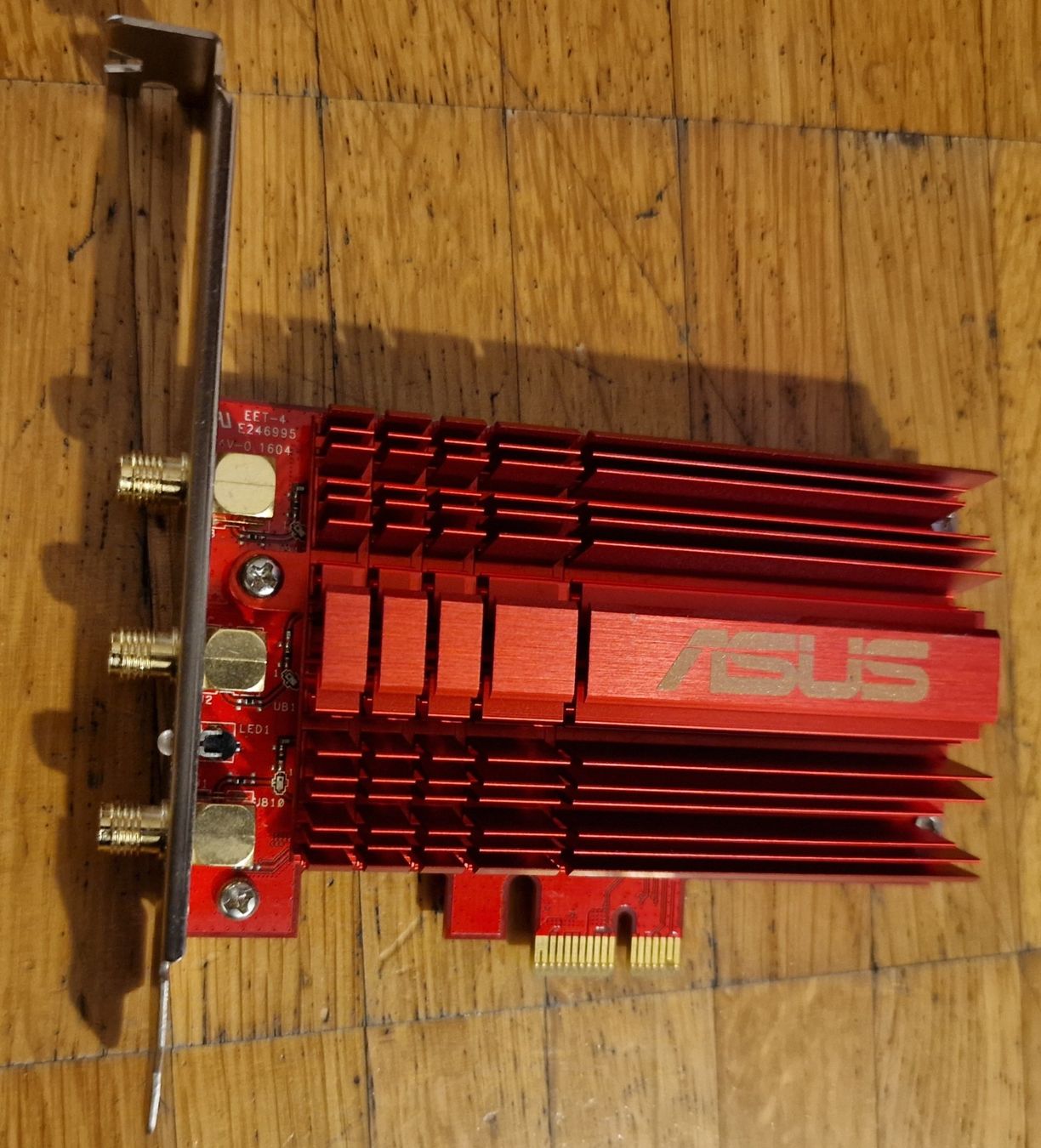 Unità & Adattatore: ASUS PCE-AC68 Dual-Band PCI-E Adapter – Usato da Zürich venduto da Pero6 2