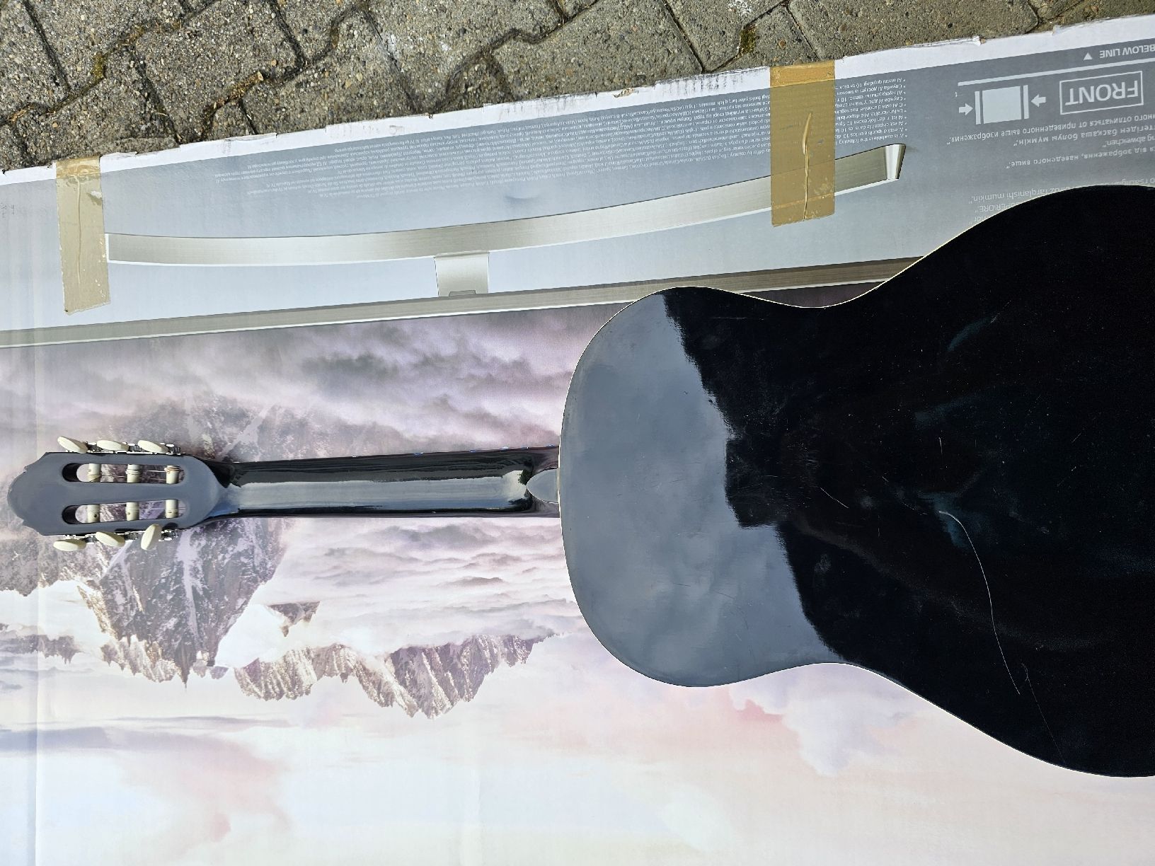 C.Giant Strumenti musicali: Konzertgitarre C.Giant schwarz gebraucht – Usato da Aeugstertal venduto da Levo84 4