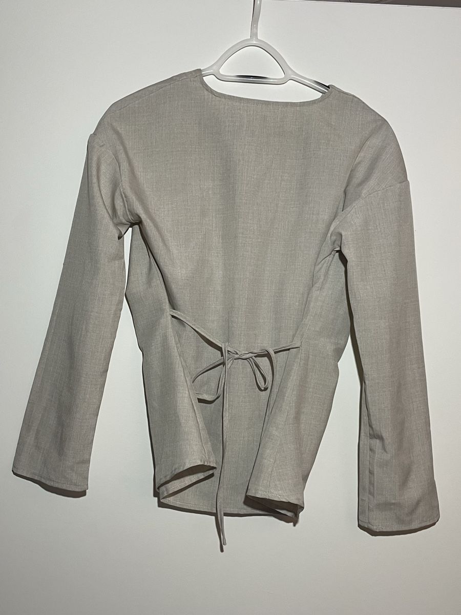 Camicette: ALLES RAUS Bluse Goldknöpfe – Nuovo (secondo la descrizione) da Kloten venduto da simones.thriftshop 4