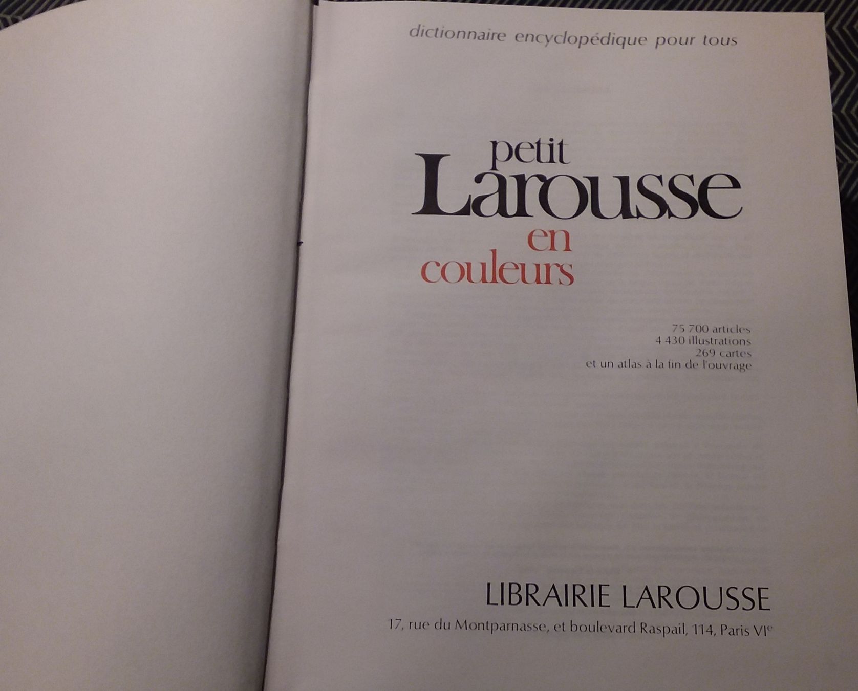 Bücher: Petit Larousse en couleurs, Lexikon – Gebraucht aus Hunzenschwil von rotebaer 1