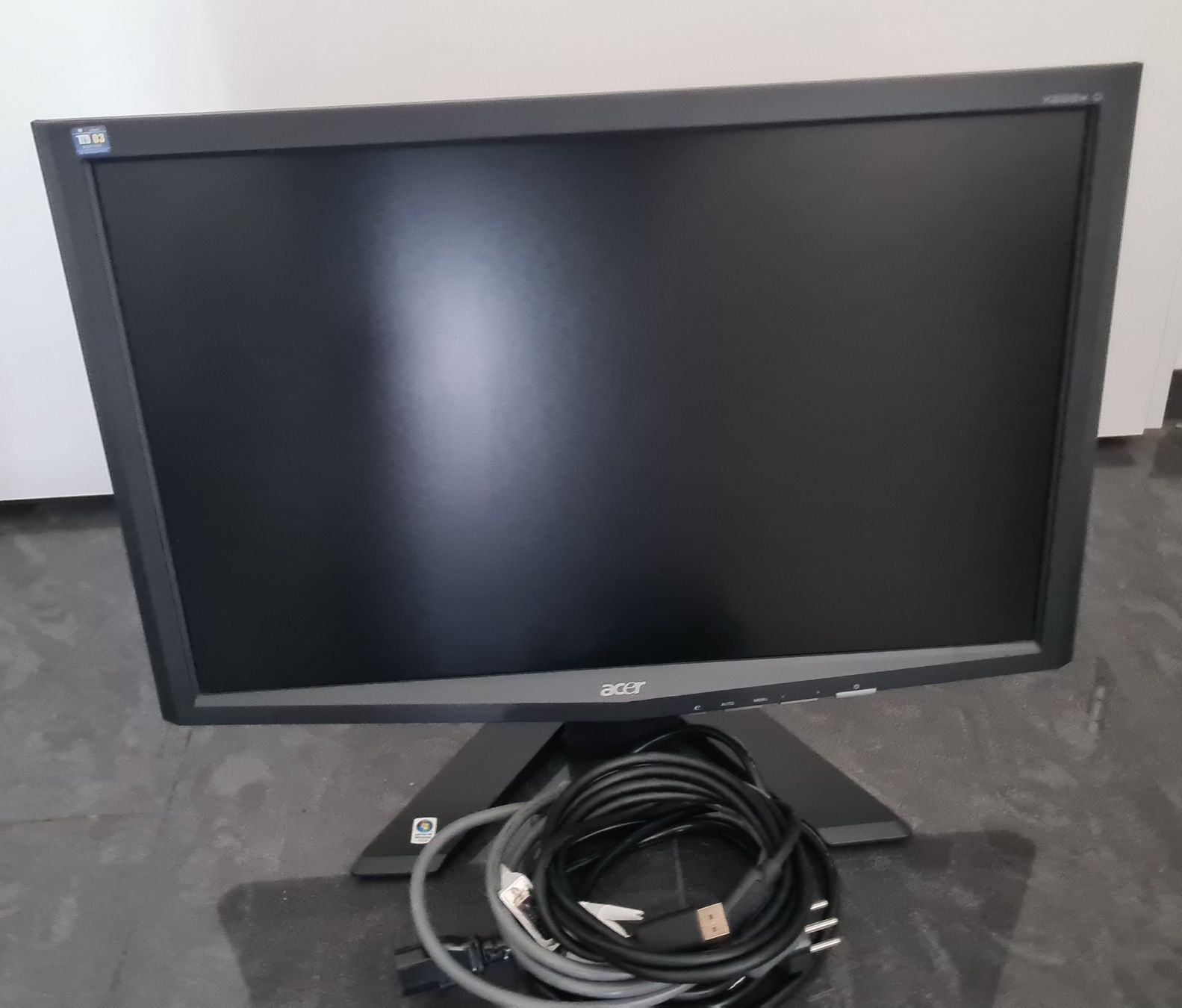 Monitor: Acer 22 zoll  – Usato da Nebikon venduto da Draga25 5