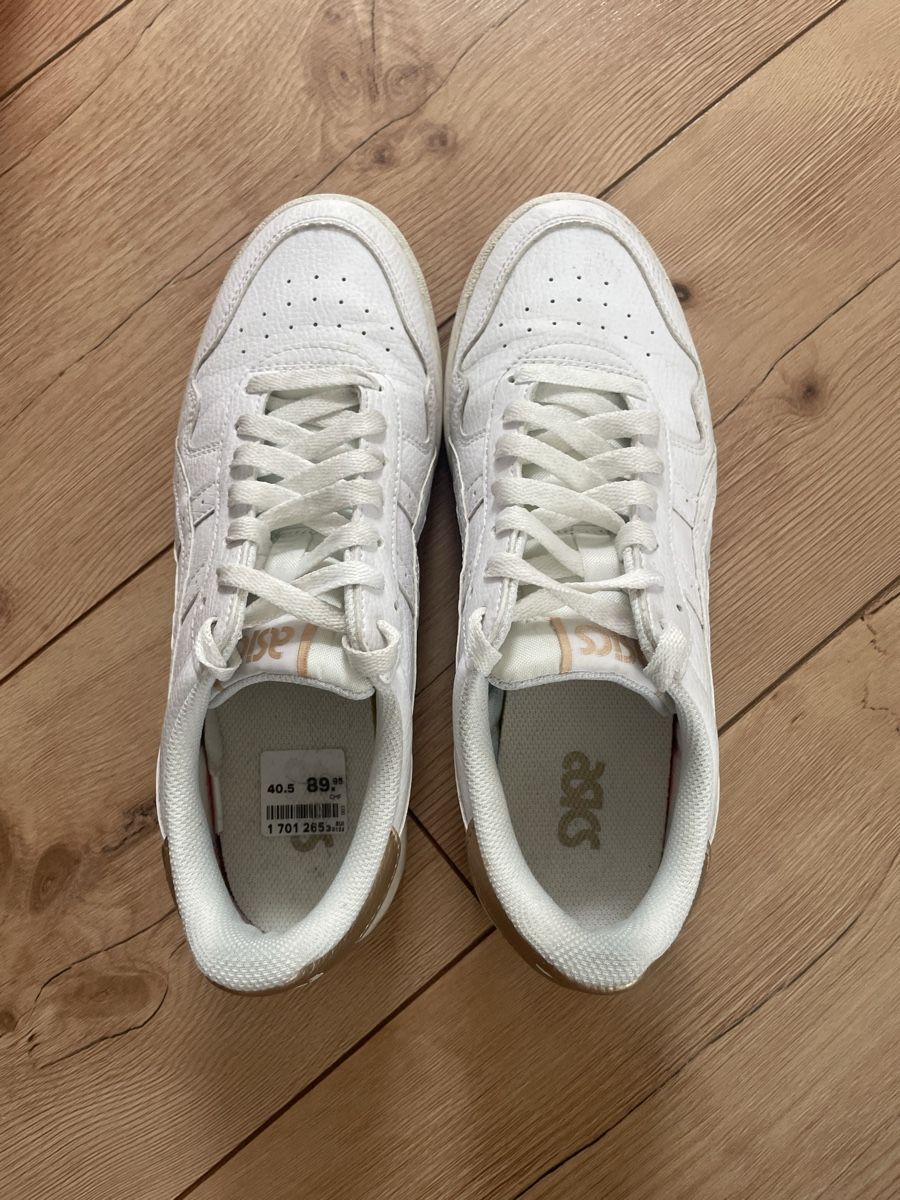 Asics Damenschuhe: Asics sneaker – Gebraucht aus Steffisburg von Soliii 1