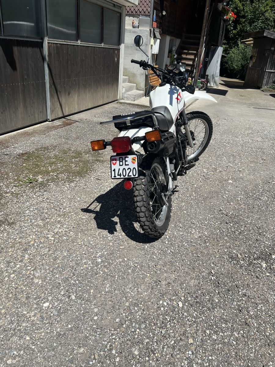 Yamaha Enduro: Motorrad XT 550 Oldtimer – Usato da Zollbrück venduto da Maxemus 1