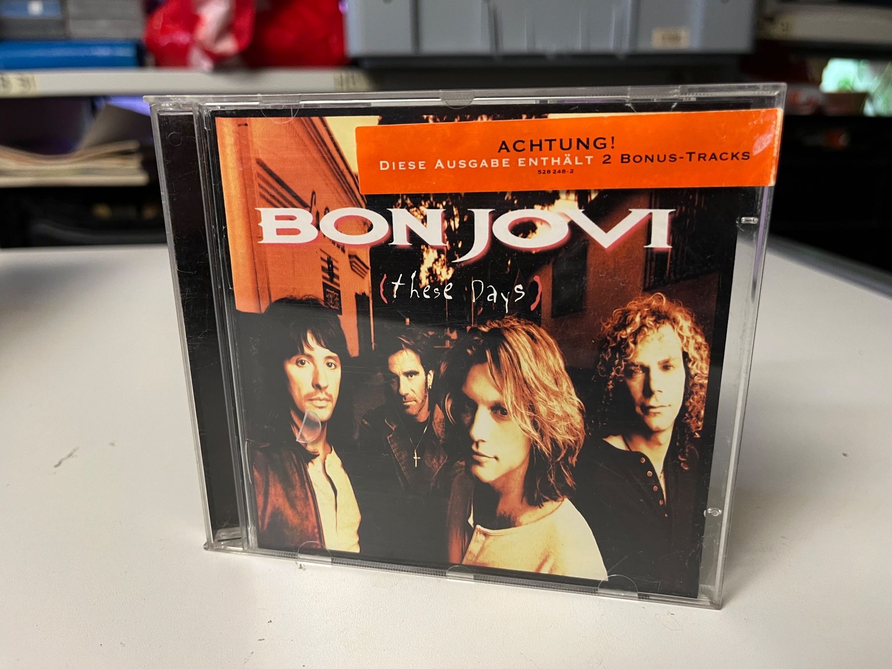 CD: Bon Jovi - These Days - HJ32B – Usato da Küsnacht ZH venduto da hardrock.earth