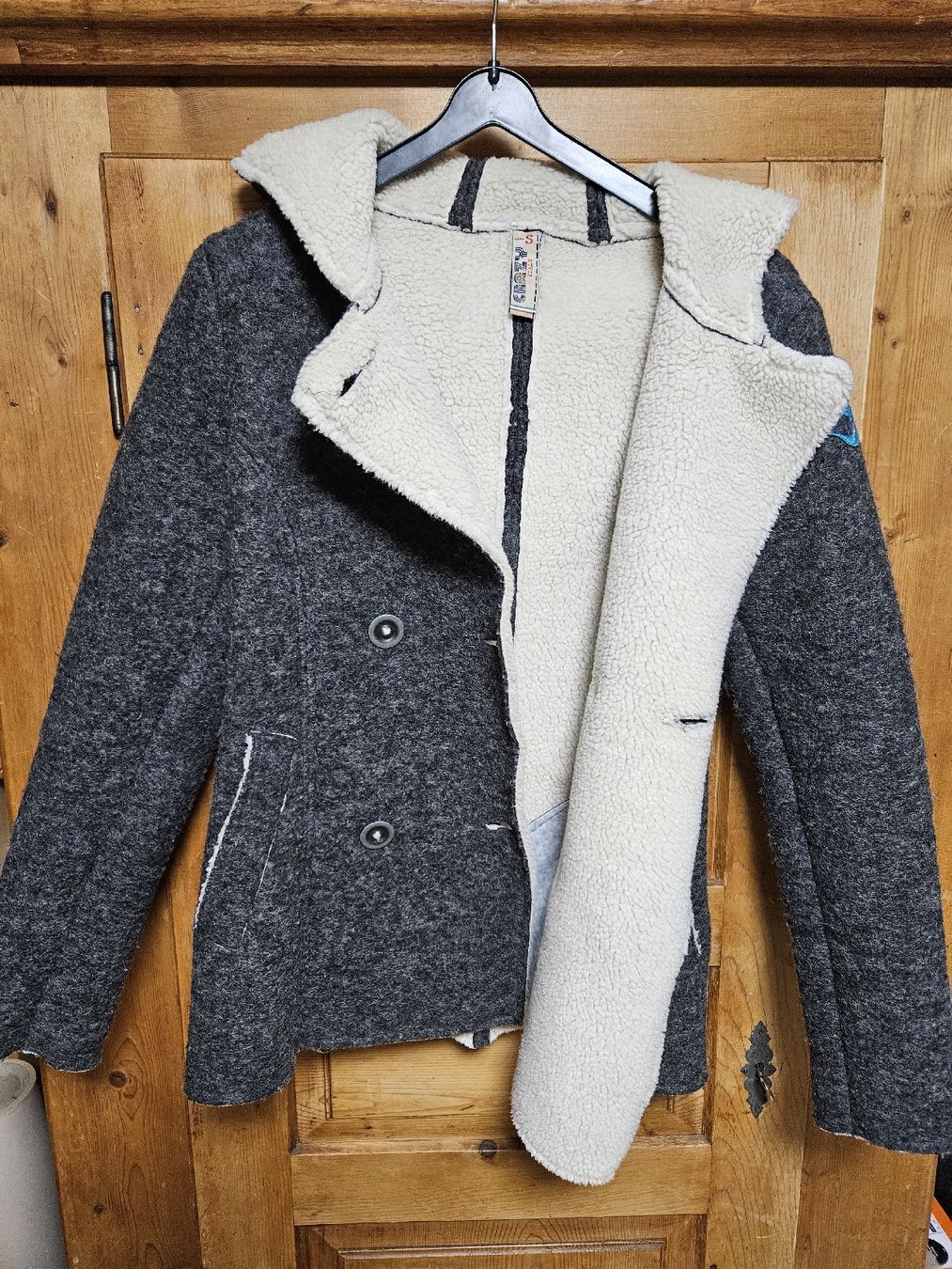 Crazy Giacche: Wolljacke Crazy Idea – Usato da Ascharina venduto da maflu65 4