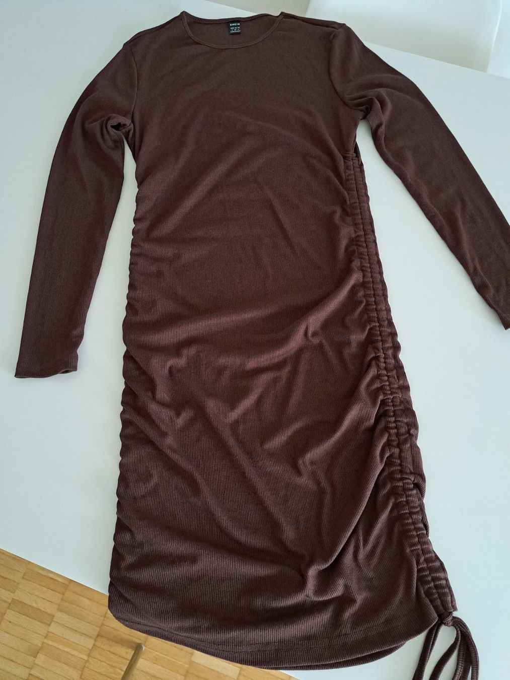 Shein Kleider: Shein Kleid WİE NEU – Gebraucht aus Herisau von sen_8w8b