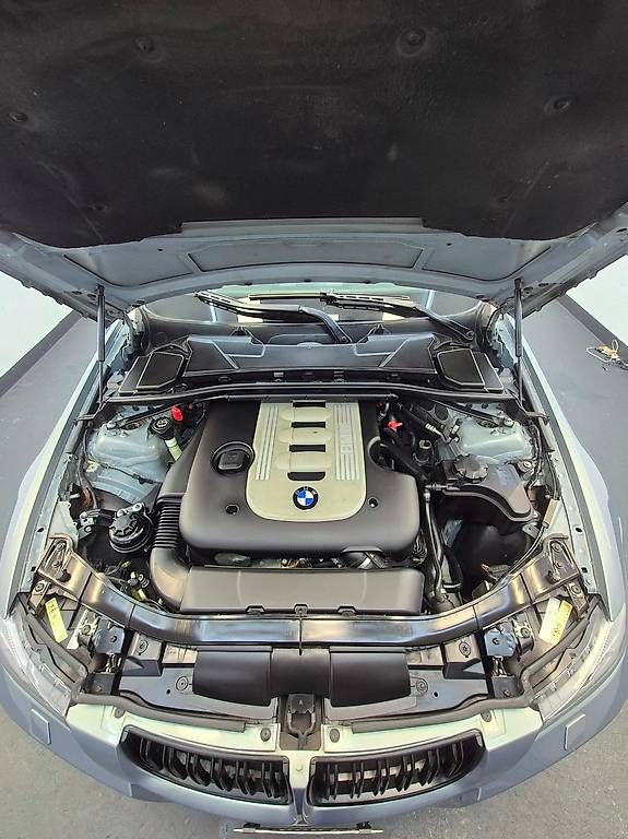 BMW Autos: BMW E91, 330xd, ab MFK 305000km – Gebraucht aus Ermenswil von django_101 4