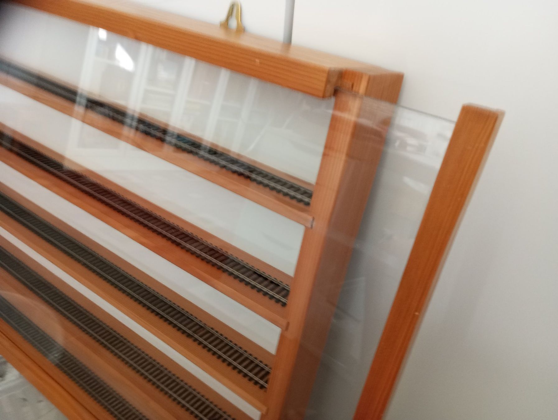 Modellini di ferrovie: Vitrine H0 104,5 x 52,5 – Usato da Fontaines NE venduto da waterfoot 3