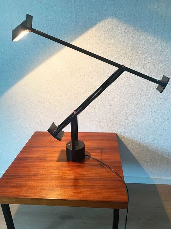 Artemide Lampade: Tizio Artmide Lamp (AS IS/READ DESCRIPTION) – Difettoso da Lausanne venduto da jam_2yx7 2