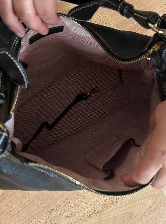 Taschen für Damen: Handtasche Dooney&Bourke – Gebraucht aus Herisau von angelaled 2