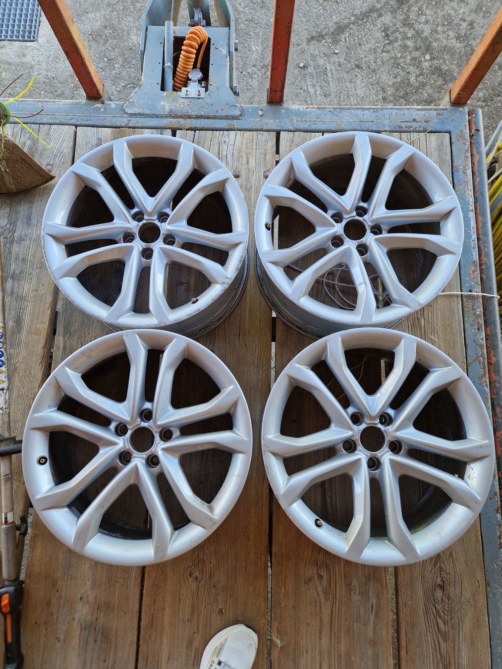 Audi Cerchioni: Audi Felgen 19zoll – Usato da Dürnten venduto da gahtscho0815
