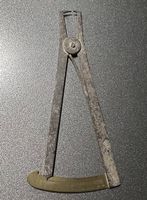 Antikes Zehntelmass / Federlehre