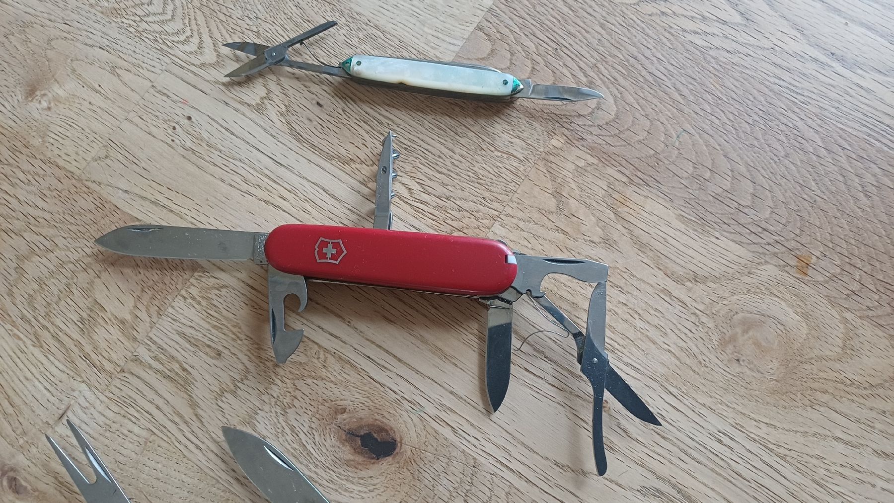 Coltelli tascabile: Lot 10  verschiedene Sackmesser – Usato da Flawil venduto da Pinkmalibu 2