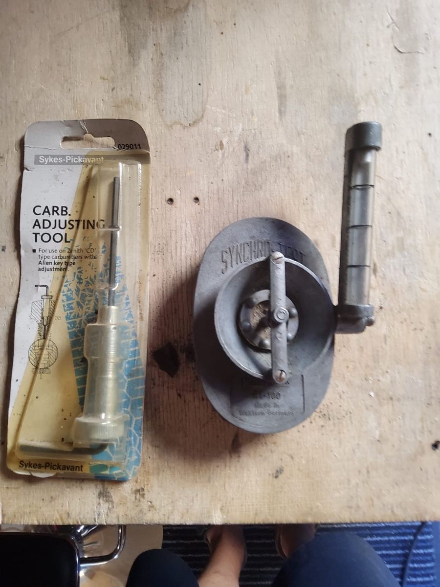 Tous les outils: Einstellwerkzeug – D'occasion à Effretikon par fabee