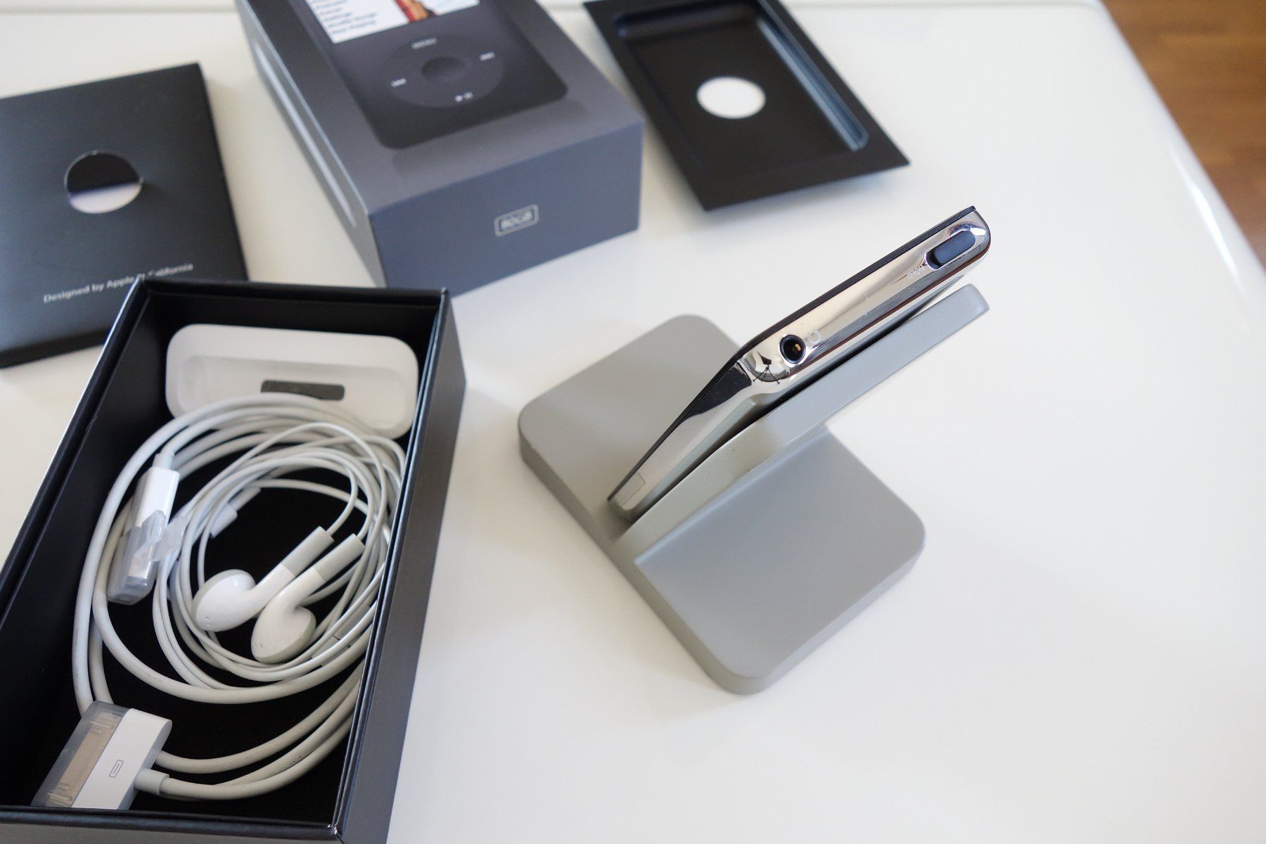 Apple Lettore multimediale portatile: Apple iPod classic 80GB 6. Generation – Usato da St. Gallen venduto da 8201 3