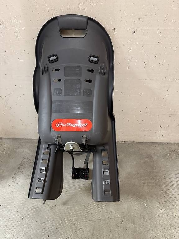 Seggiolini per auto: Siège pour Enfant Vélo – Usato da Genève venduto da mar_t6gz