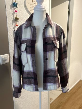 Damenjacke kariert  lila/weiss  von Zara Gr. S