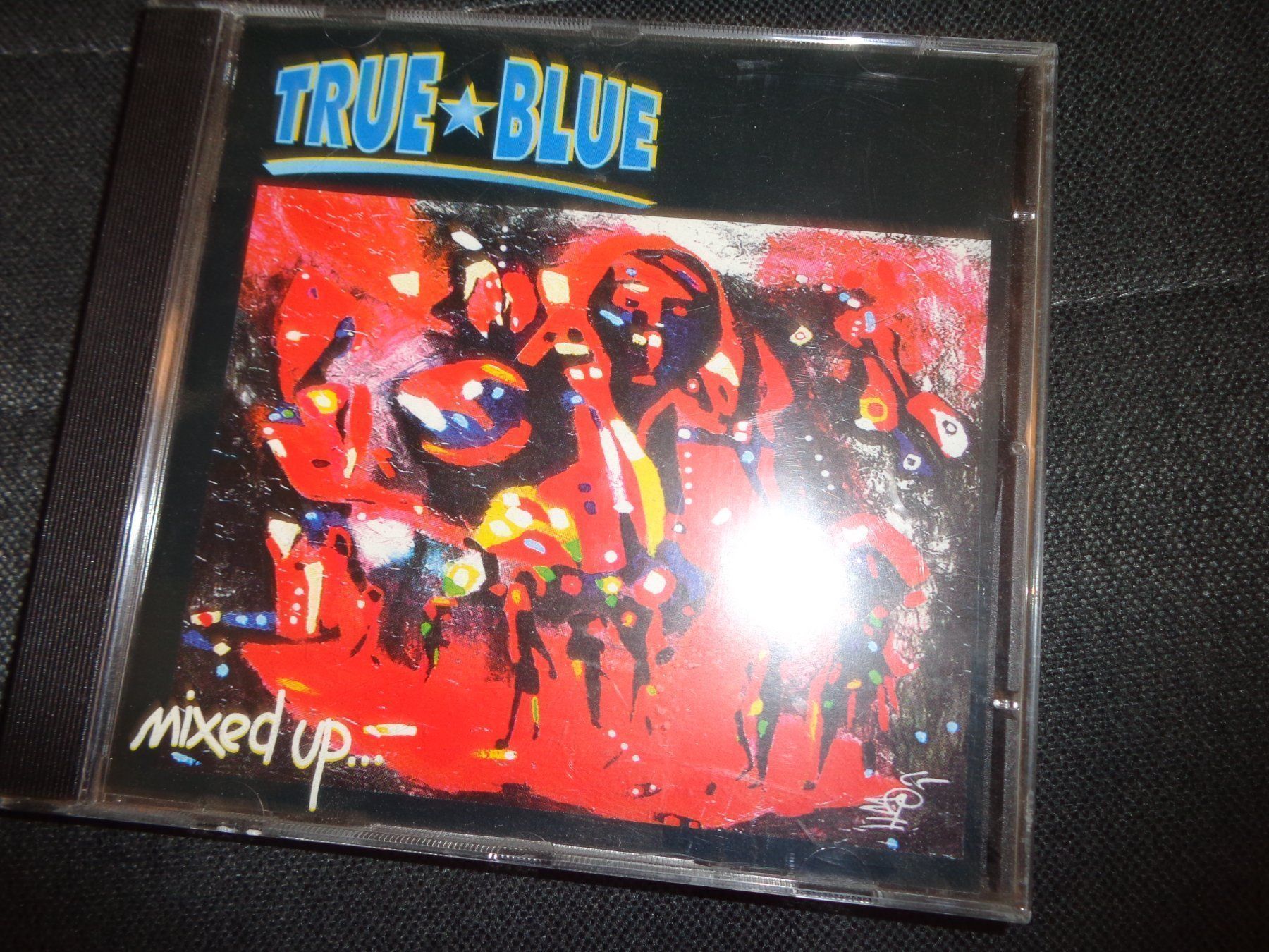 CD: True-Blue - Mixed UP CD – Usato da Olten venduto da Disc-Ausverkauf