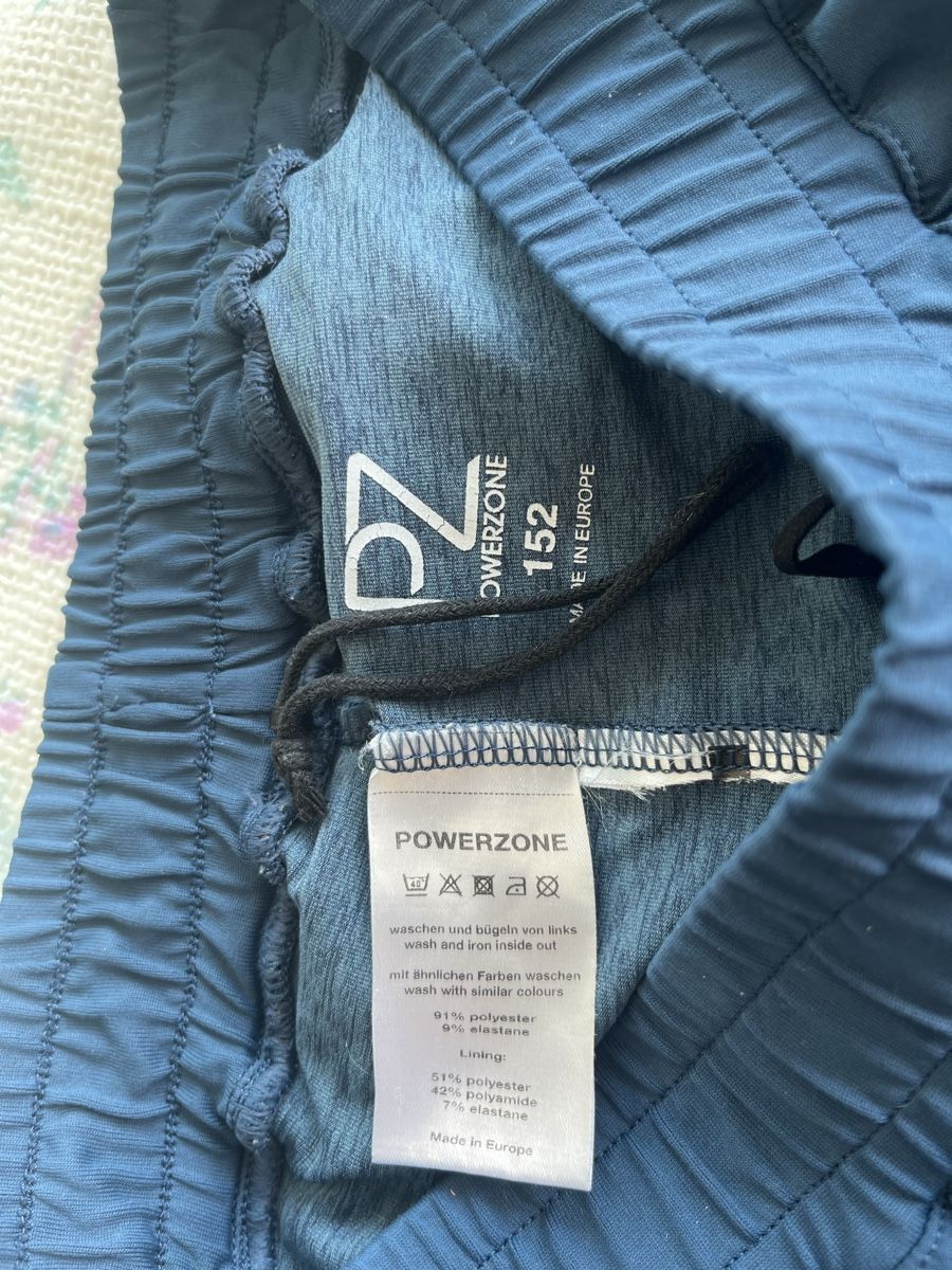 Pantaloni: Shorts Powerzone PZ 152 – Usato da Kriens venduto da burnauc 3