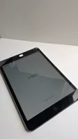 iPad mini 1 – 16 GB – Display beschädigt